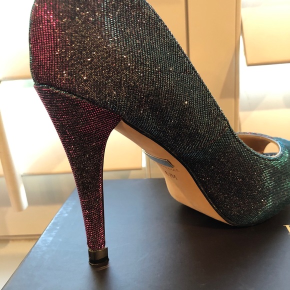 Like New Badgley Mischka Humble IV Peep Toe Sz 6.5 - Picture 9 of 16